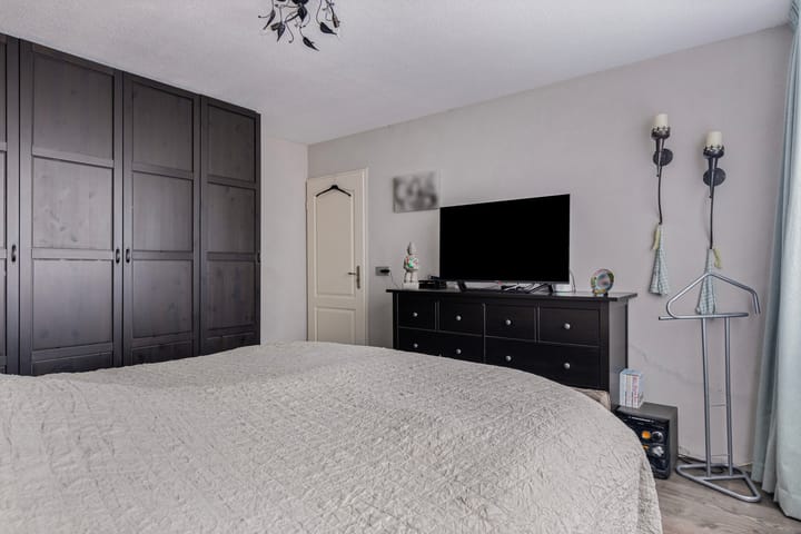 Foto 22 van Joeri Gagarinstraat 1