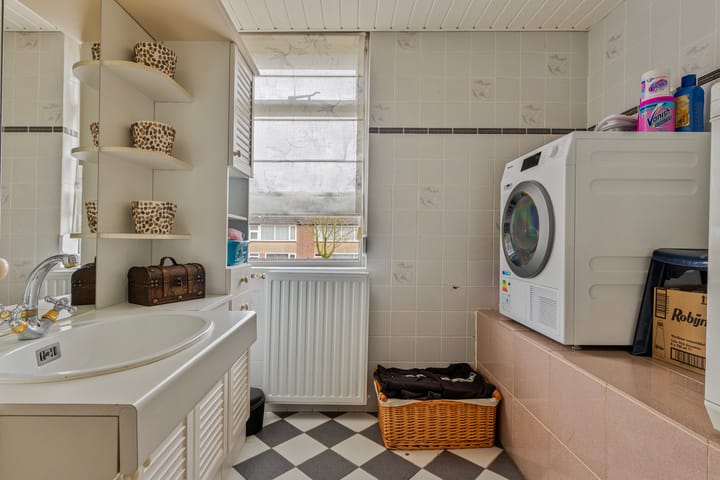 Foto 24 van Joeri Gagarinstraat 1