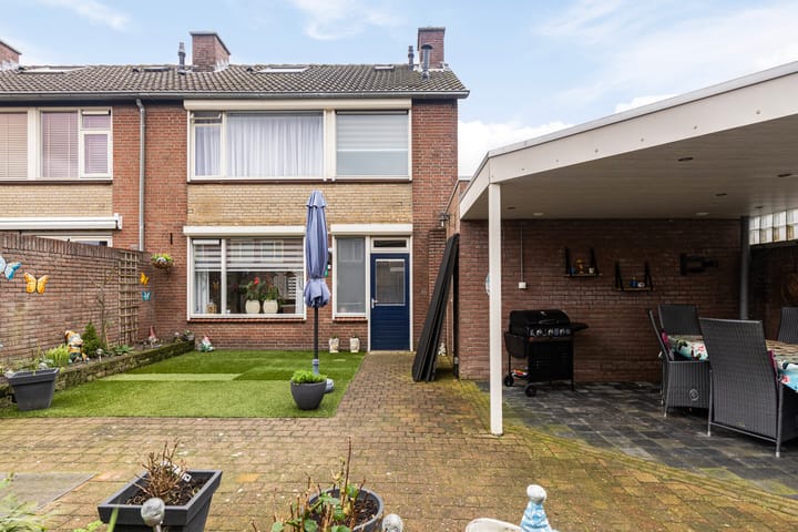 Foto 31 van Joeri Gagarinstraat 1