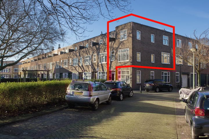 Foto 2 van Newtonplein 8-B