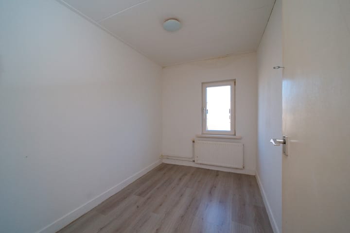 Foto 19 van Newtonplein 8-B