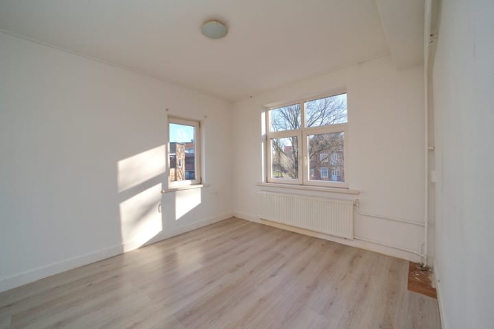 Foto 20 van Newtonplein 8-B