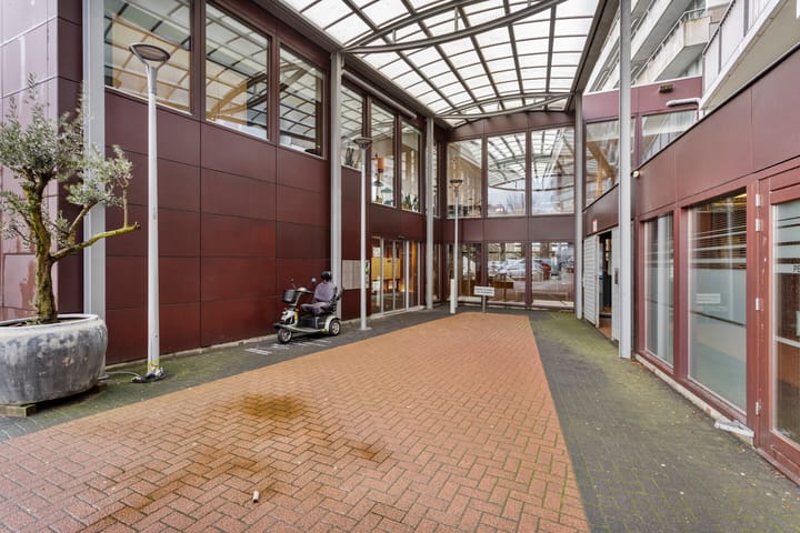 Foto 9 van Kastanjehof 300