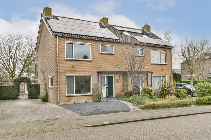 Photo 1 of Voorburgstraat 9