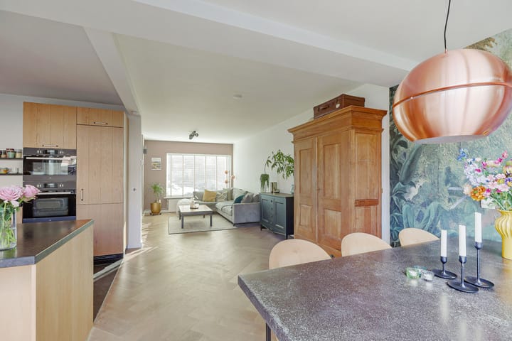 Photo 16 of Fokkerstraat 57