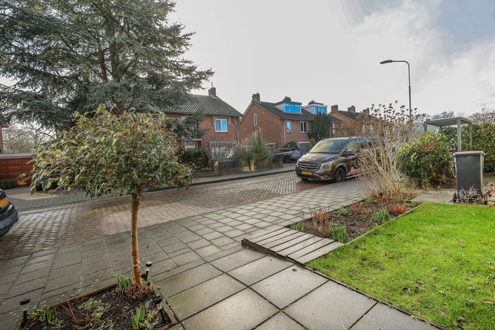 Photo 38 of Fokkerstraat 57