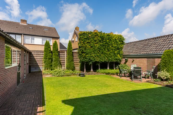 Foto 35 van Mr. G. Vixseboxsestraat 5