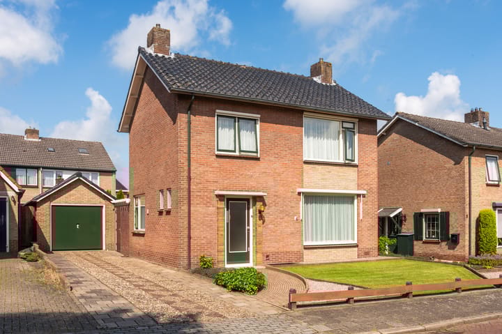 Foto 41 van Mr. G. Vixseboxsestraat 5