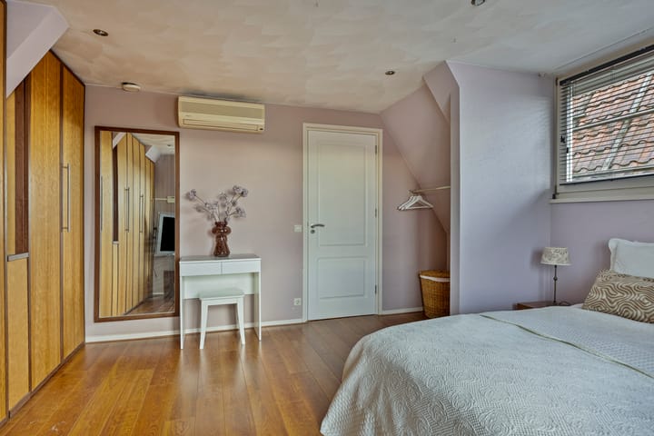 Foto 18 van Zuideinde 115