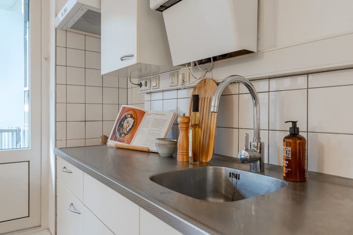 Foto 17 van Staringstraat 24-2