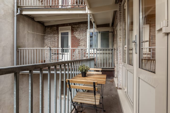 Foto 19 van Staringstraat 24-2