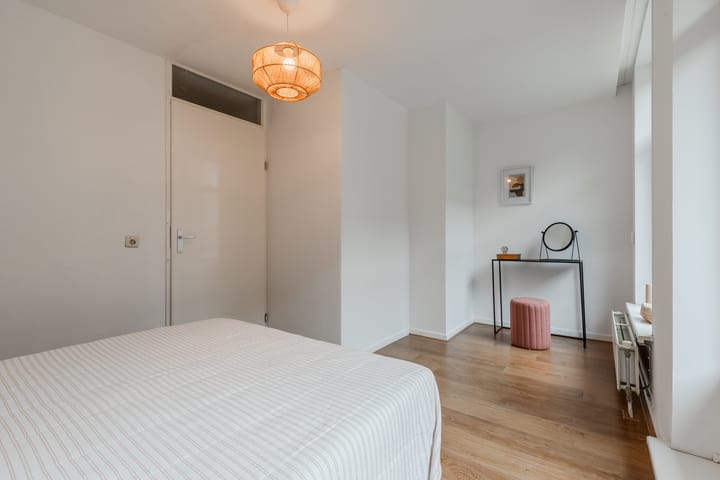 Foto 23 van Staringstraat 24-2