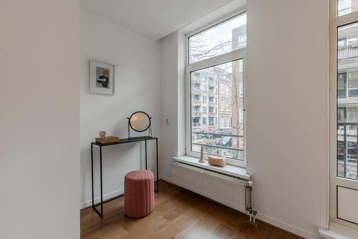 Foto 25 van Staringstraat 24-2