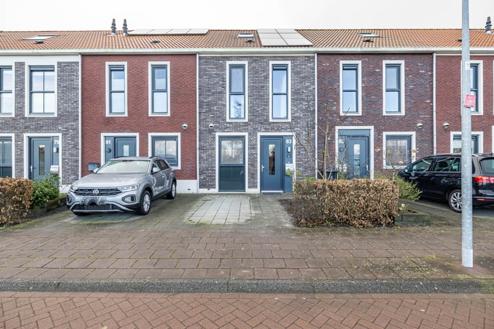 View photo of Van Eyckstraat 83