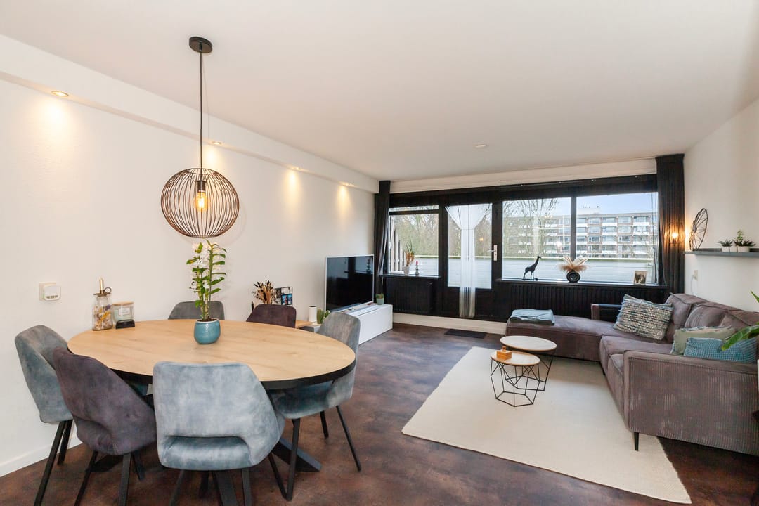 Foto 7 van Robert Schumanring 98