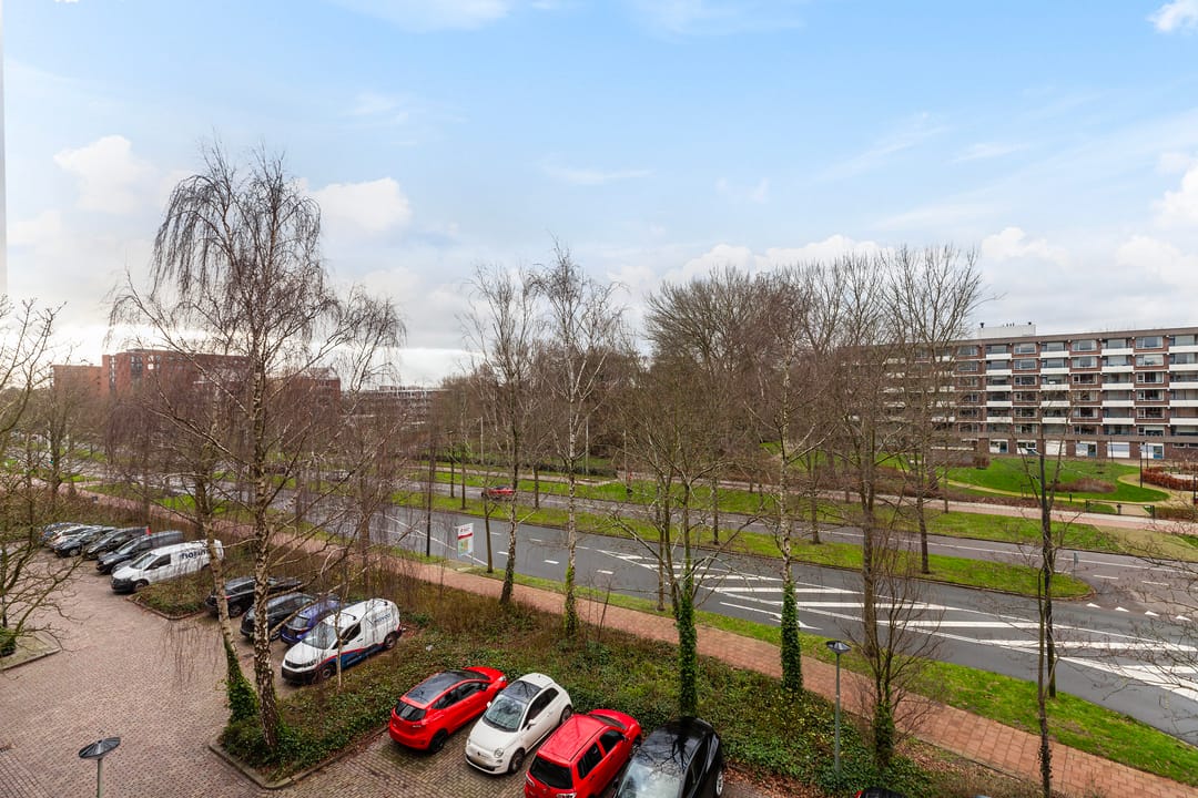 Foto 11 van Robert Schumanring 98