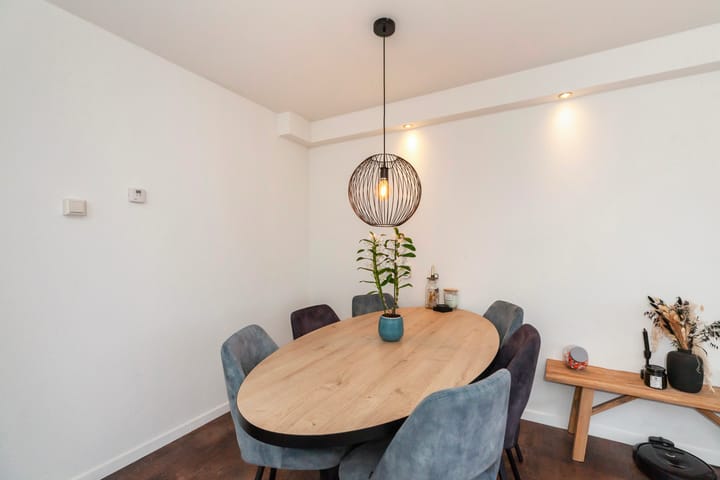 Foto 17 van Robert Schumanring 98