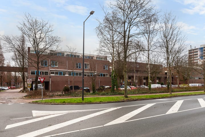 Foto 29 van Robert Schumanring 98