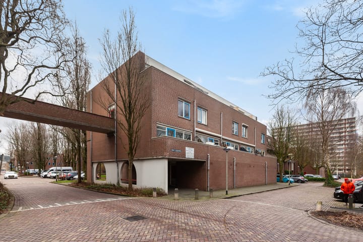 Foto 32 van Robert Schumanring 98