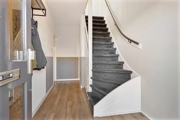 Foto 9 van Anjerlaan 27