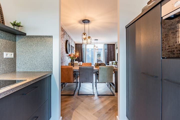 Foto 17 van Generaal Maczekstraat 22