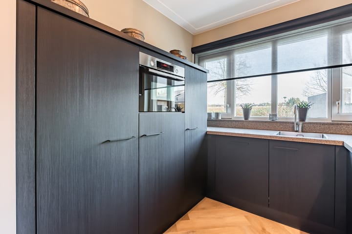 Foto 19 van Generaal Maczekstraat 22