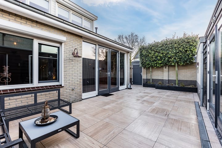 Foto 23 van Generaal Maczekstraat 22