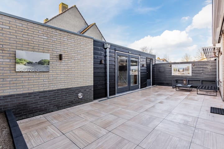 Foto 27 van Generaal Maczekstraat 22