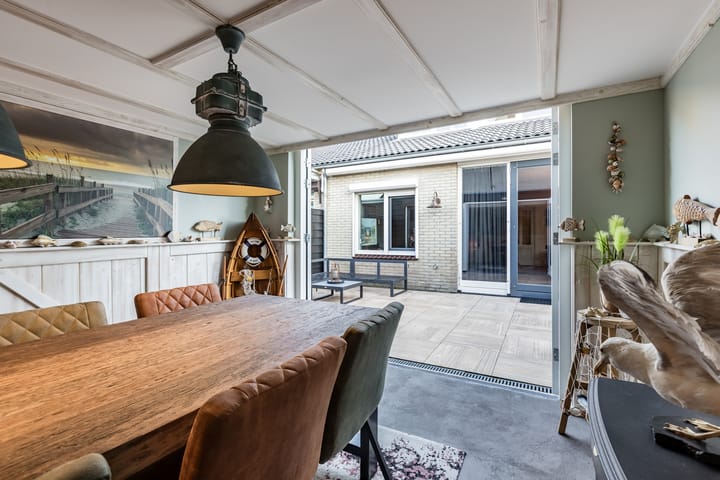 Foto 30 van Generaal Maczekstraat 22