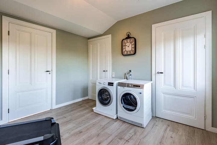 Foto 33 van Generaal Maczekstraat 22