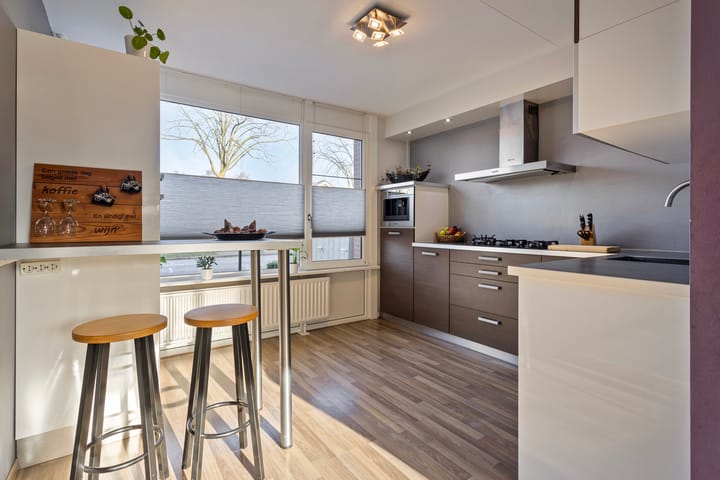 Foto 5 van Heilige Stoel 5309