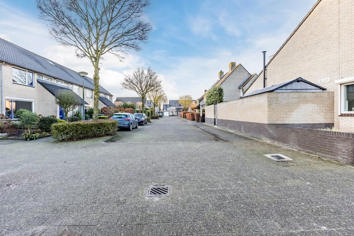 Foto 45 van Generaal Maczekstraat 22