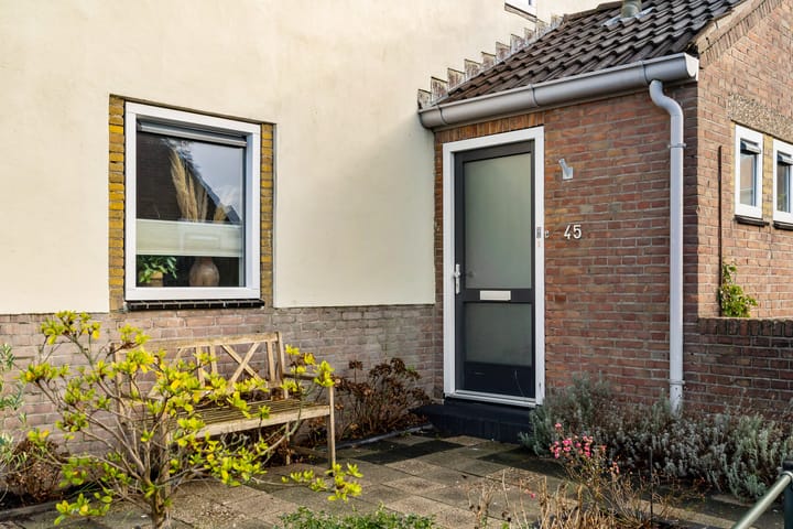 Foto 30 van Merelstraat 45