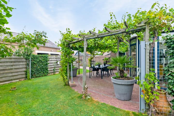 Foto 43 van Schoolstraat 16