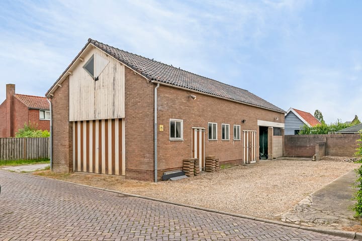 Foto 49 van Schoolstraat 16