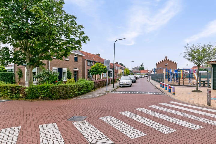 Foto 58 van Schoolstraat 16