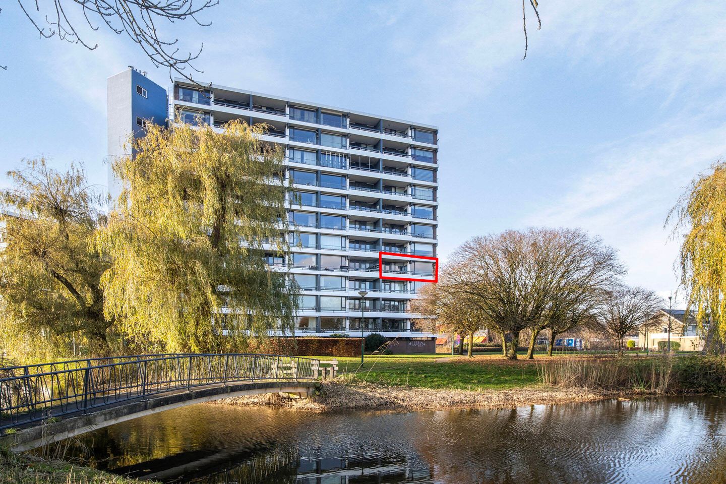 Foto 1 van Zuiderkruis 666