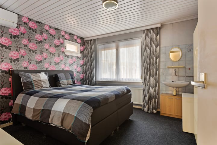 Foto 19 van Oerlesestraat 247