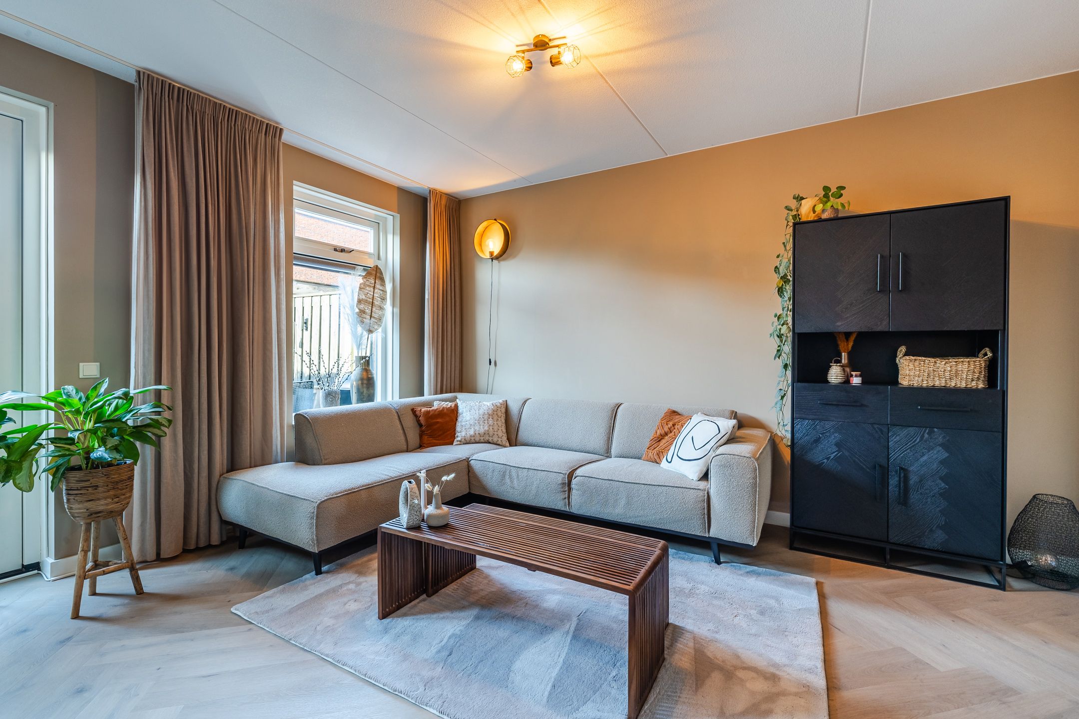 Photo 3 of Koningspage 103