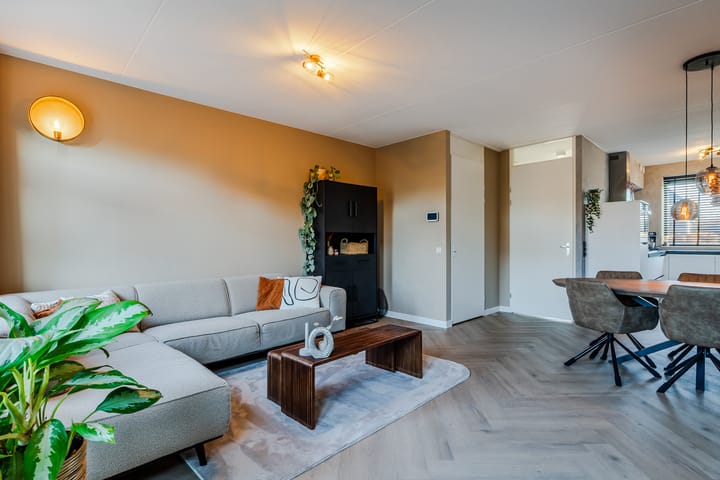 Foto 4 van Koningspage 103