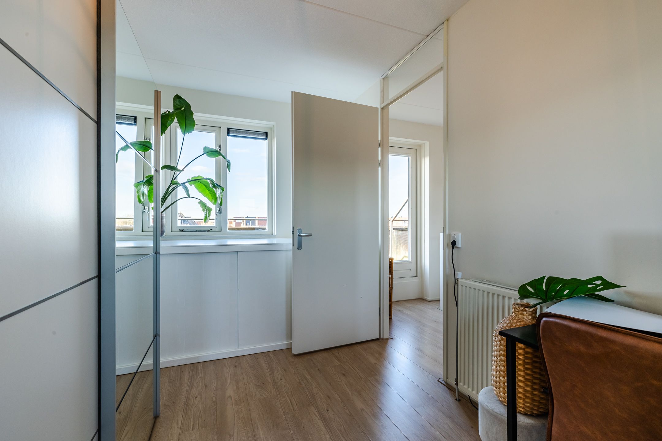 Photo 30 of Koningspage 103