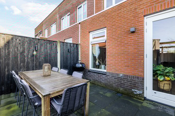 Foto 34 van Koningspage 103