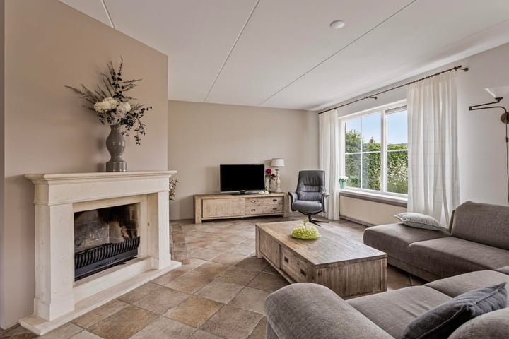 Photo 10 of Waterlelie 7