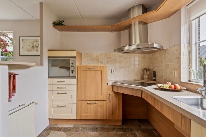 Photo 17 of Waterlelie 7