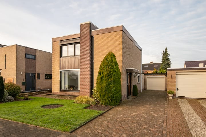 Foto 1 van Dross Kampsstraat 34