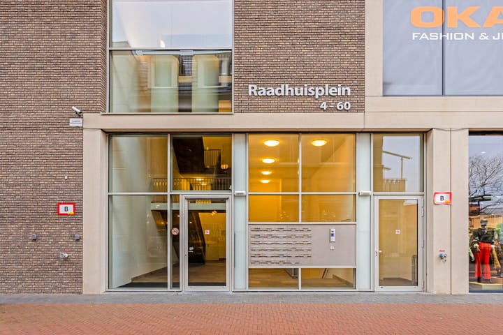 Foto 5 van Raadhuisplein 6