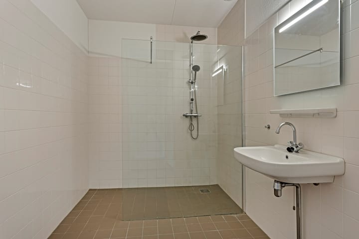 Foto 15 van Raadhuisplein 6