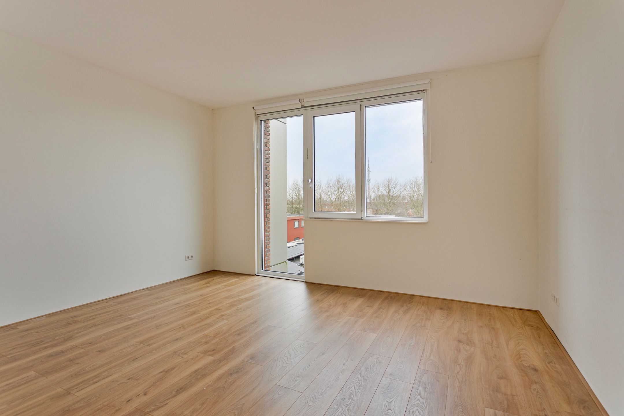 Foto 18 van Raadhuisplein 6