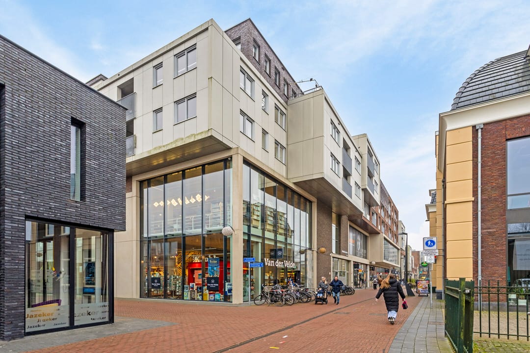 Foto 22 van Raadhuisplein 6