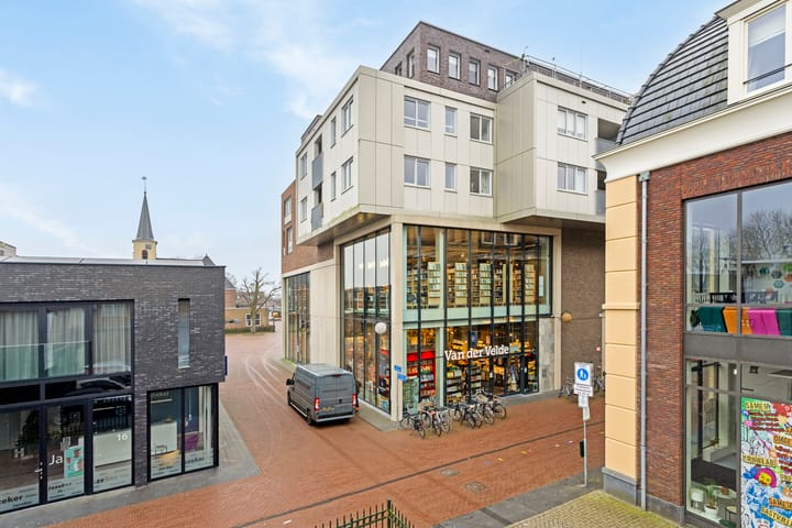 Foto 23 van Raadhuisplein 6